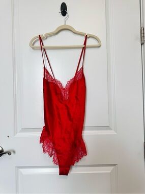 NWT Victoria's Secret Red Lace Satin Bodysuit Size Small